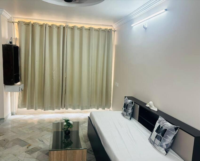 Simhagiri Sea Holiday Inn Visakhapatnam Exterior photo